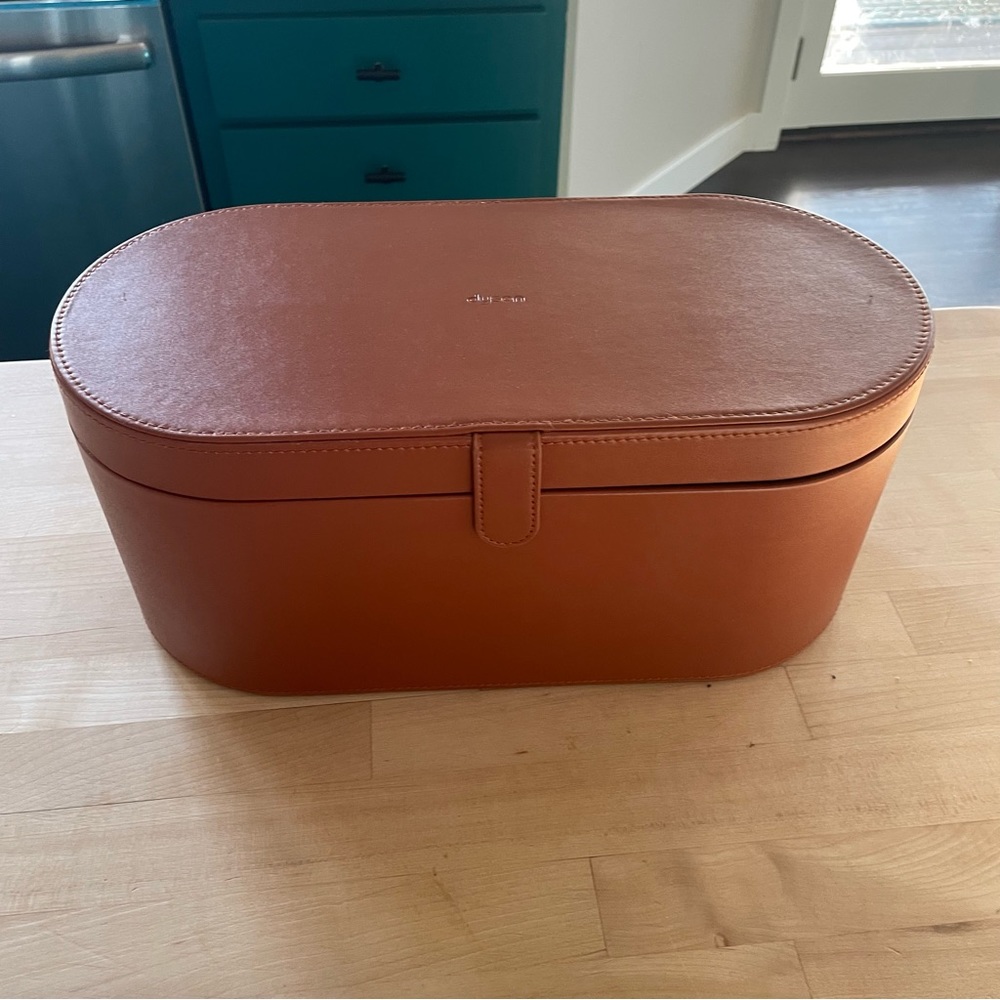 Dyson storage container - EUC (air wrap and accessories not included)